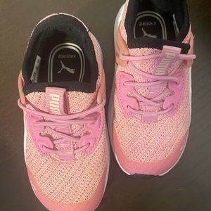 UMA Pacer Future Knit MU AC PS Girls toddler used only twice